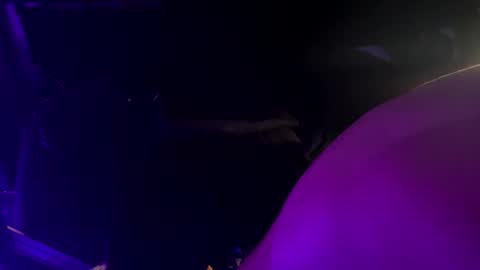 Drew online show from November 3, 2025, 9:10 am