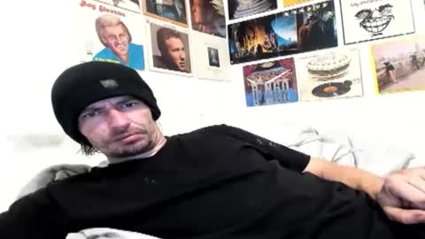 cloudyystarr666 online show from November 11, 2025, 10:04 am