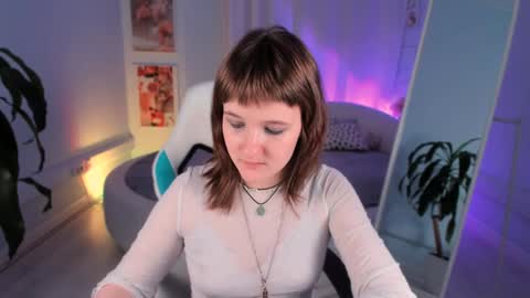  Clover  follow me  online show from December 4, 2024, 4:49 pm