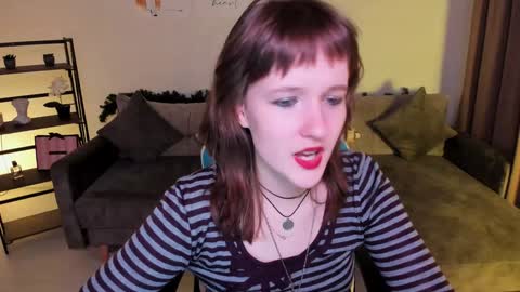  Clover  follow me  online show from December 13, 2024, 6:16 pm