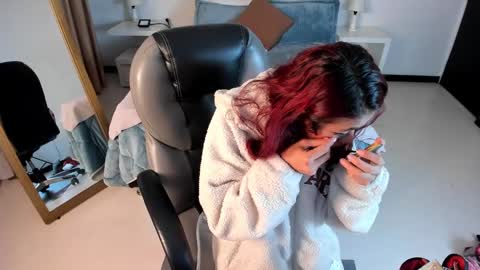 emely dolce online show from February 23, 2025, 7:22 am