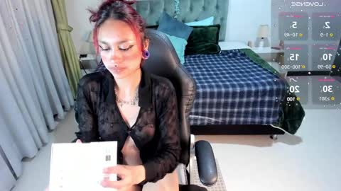 emely dolce online show from February 28, 2025, 3:15 am