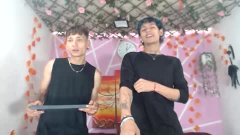 Snapshot of club_latinboys chatting on September 28, 2025, 2:22 pm club_latinboys online show from September 28, 2025, 2:22 pm