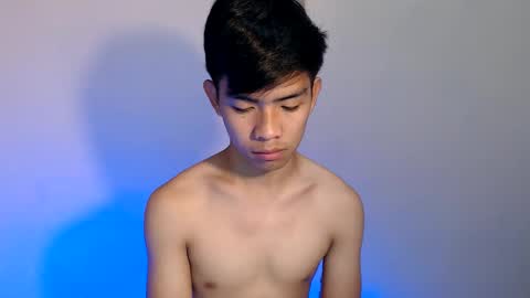 clyde_twinkx online show from June 9, 2026, 2:12 am