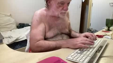 Snapshot of coach_karl chatting on July 20, 2026, 11:45 am Coach Karl Porn Star Tip me all the way to my next trip online show from July 20, 2026, 11:45 am