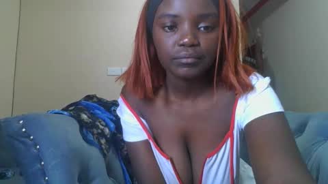 Ninah online show from May 25, 2026, 3:18 pm