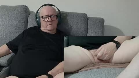 Charlie. online show from November 3, 2025, 4:08 pm