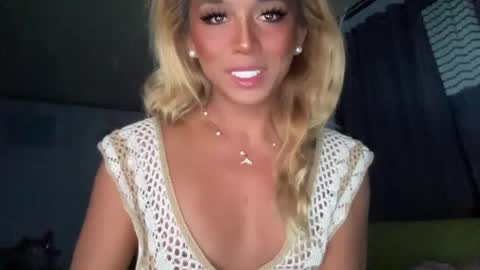 Snapshot of cockprincess_dianna chatting on January 1, 2025, 3:24 pm PrincessDianna IslandGirl CUMSHOW in PVT and PASSWORDSHOW online show from January 1, 2025, 3:24 pm