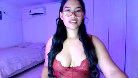 Snapshot of cocoa886863 chatting on November 15, 2025, 12:30 am cocoa886863 online show from November 15, 2025, 12:30 am