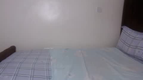 cocoa_devine online show from April 3, 2026, 11:19 am