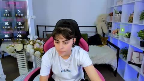 Olivia online show from October 18, 2025, 6:16 am