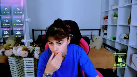 Olivia online show from November 13, 2025, 7:07 am