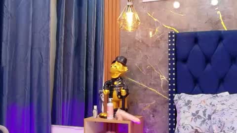 cocoabarbiee_ online show from August 6, 2026, 3:41 am