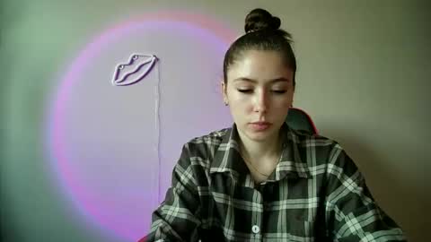 cocoberry1 online show from December 16, 2025, 12:10 pm