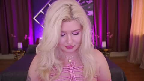 Snapshot of cocosecretss chatting on February 25, 2026, 7:29 am onlyfans amyleyy online show from February 25, 2026, 7:29 am