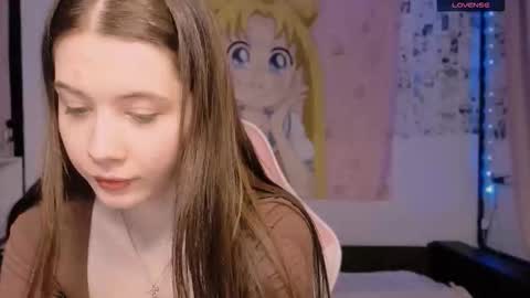 Snapshot of coddleweeper chatting on October 1, 2025, 2:34 pm Hello guys my name is Coddle online show from October 1, 2025, 2:34 pm