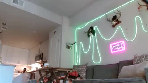 odiLake online show from January 14, 2026, 6:57 pm