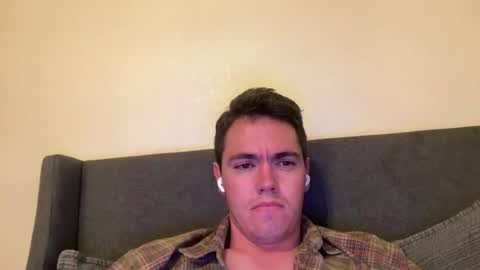 codycjsmth online show from February 12, 2025, 7:13 am