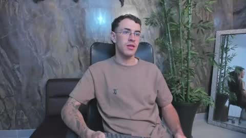 Cody Walker online show from April 16, 2026, 11:51 pm