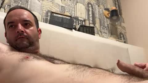 colambus555 online show from June 7, 2026, 12:09 pm