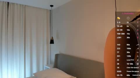 Carry online show from September 29, 2025, 1:00 am