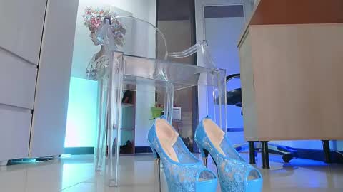 Snapshot of colete_milf chatting on February 14, 2025, 5:57 pm Samantha online show from February 14, 2025, 5:57 pm