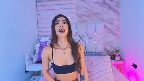 colett online show from July 25, 2026, 11:52 am