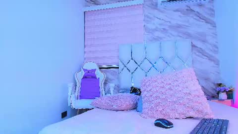 colett online show from July 29, 2026, 11:52 am