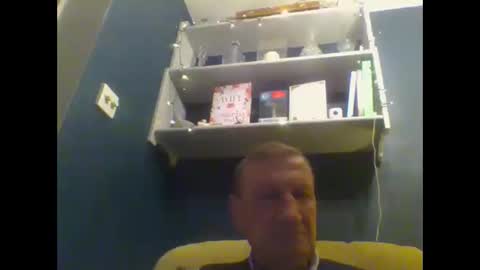 Snapshot of colinbeech chatting on December 30, 2024, 4:19 pm colinbeech online show from December 30, 2024, 4:19 pm