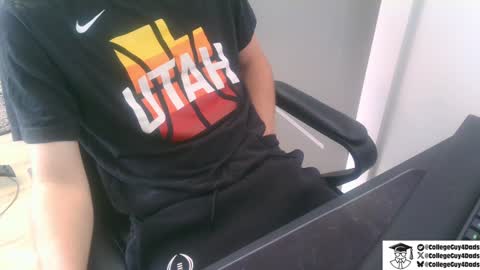 College online show from January 7, 2025, 7:06 pm