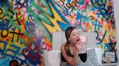 valentina online show from February 20, 2026, 11:32 am