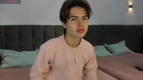 Snapshot of collinstone chatting on December 30, 2024, 7:53 pm collinstone online show from December 30, 2024, 7:53 pm