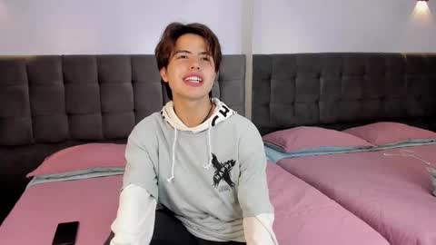 Snapshot of collinstone chatting on January 2, 2025, 7:51 pm collinstone online show from January 2, 2025, 7:51 pm