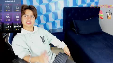 Snapshot of collinstone chatting on January 9, 2025, 8:22 pm collinstone online show from January 9, 2025, 8:22 pm