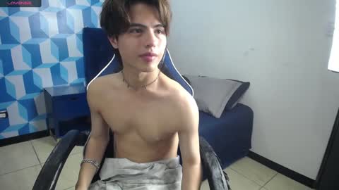 Snapshot of collinstone chatting on January 22, 2025, 10:59 pm collinstone online show from January 22, 2025, 10:59 pm