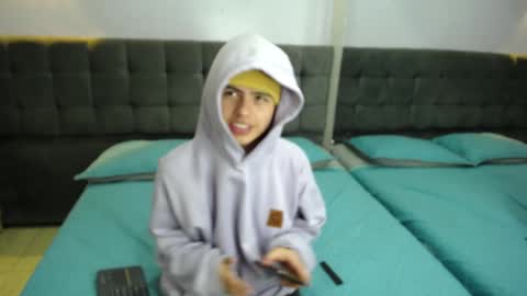 Snapshot of collinstone chatting on January 23, 2025, 7:29 pm collinstone online show from January 23, 2025, 7:29 pm