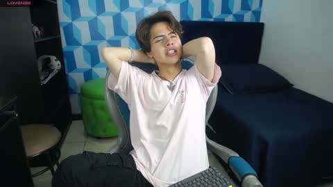 Snapshot of collinstone chatting on January 27, 2025, 7:56 pm collinstone online show from January 27, 2025, 7:56 pm