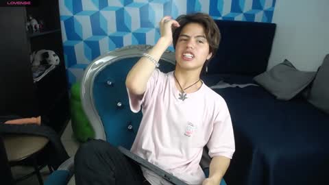 Snapshot of collinstone chatting on January 27, 2025, 11:00 pm collinstone online show from January 27, 2025, 11:00 pm