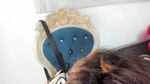 Snapshot of collinstone chatting on February 18, 2025, 11:19 pm collinstone online show from February 18, 2025, 11:19 pm