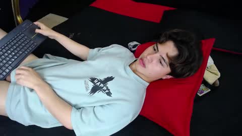 Snapshot of collinstone chatting on March 5, 2025, 11:16 pm collinstone online show from March 5, 2025, 11:16 pm