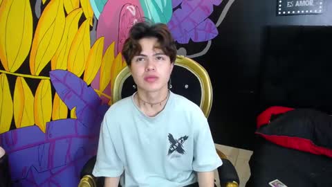 Snapshot of collinstone chatting on March 6, 2025, 2:19 am collinstone online show from March 6, 2025, 2:19 am