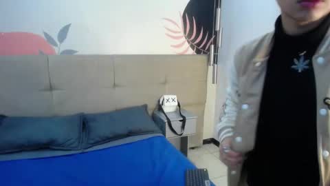 Snapshot of collinstone chatting on March 7, 2025, 9:06 pm collinstone online show from March 7, 2025, 9:06 pm