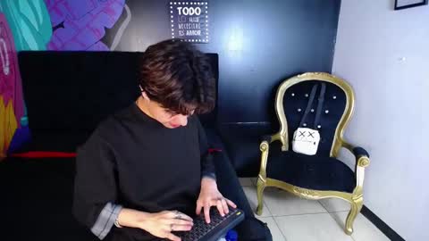 Snapshot of collinstone chatting on March 9, 2025, 8:52 pm collinstone online show from March 9, 2025, 8:52 pm