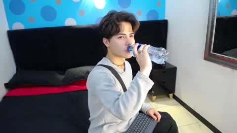 Snapshot of collinstone chatting on March 10, 2025, 8:56 pm collinstone online show from March 10, 2025, 8:56 pm