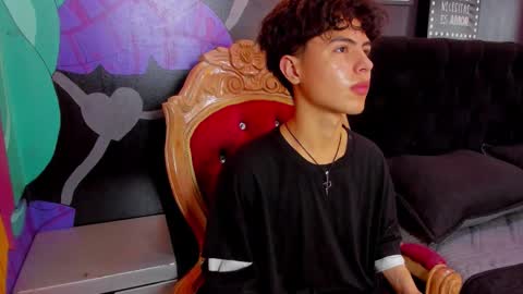 Snapshot of collinstone chatting on October 28, 2025, 5:04 pm collinstone online show from October 28, 2025, 5:04 pm