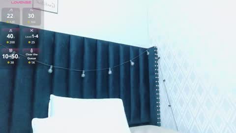  GRETCHEN  online show from October 17, 2025, 12:30 pm