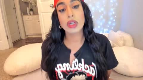 Snapshot of colombiantexas chatting on November 18, 2025, 4:50 am ........ Instagram Lorysexys online show from November 18, 2025, 4:50 am