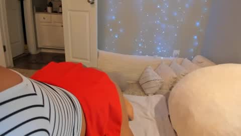    ........ Instagram  Lorysexys online show from April 2, 2026, 4:54 am