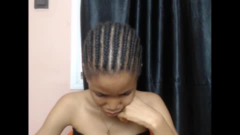 Snapshot of coltish_sexy chatting on January 20, 2025, 4:45 pm coltish_sexy online show from January 20, 2025, 4:45 pm