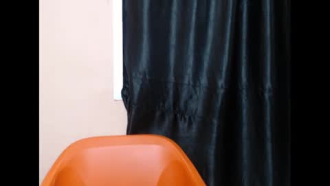 Snapshot of coltish_sexy chatting on January 24, 2025, 1:14 pm coltish_sexy online show from January 24, 2025, 1:14 pm